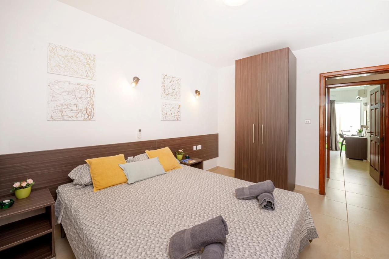 Summer Breeze 3 Bedroom Family Maisonette With Sunny Terrace In Mellieha - By Getawaysmalta Exterior photo